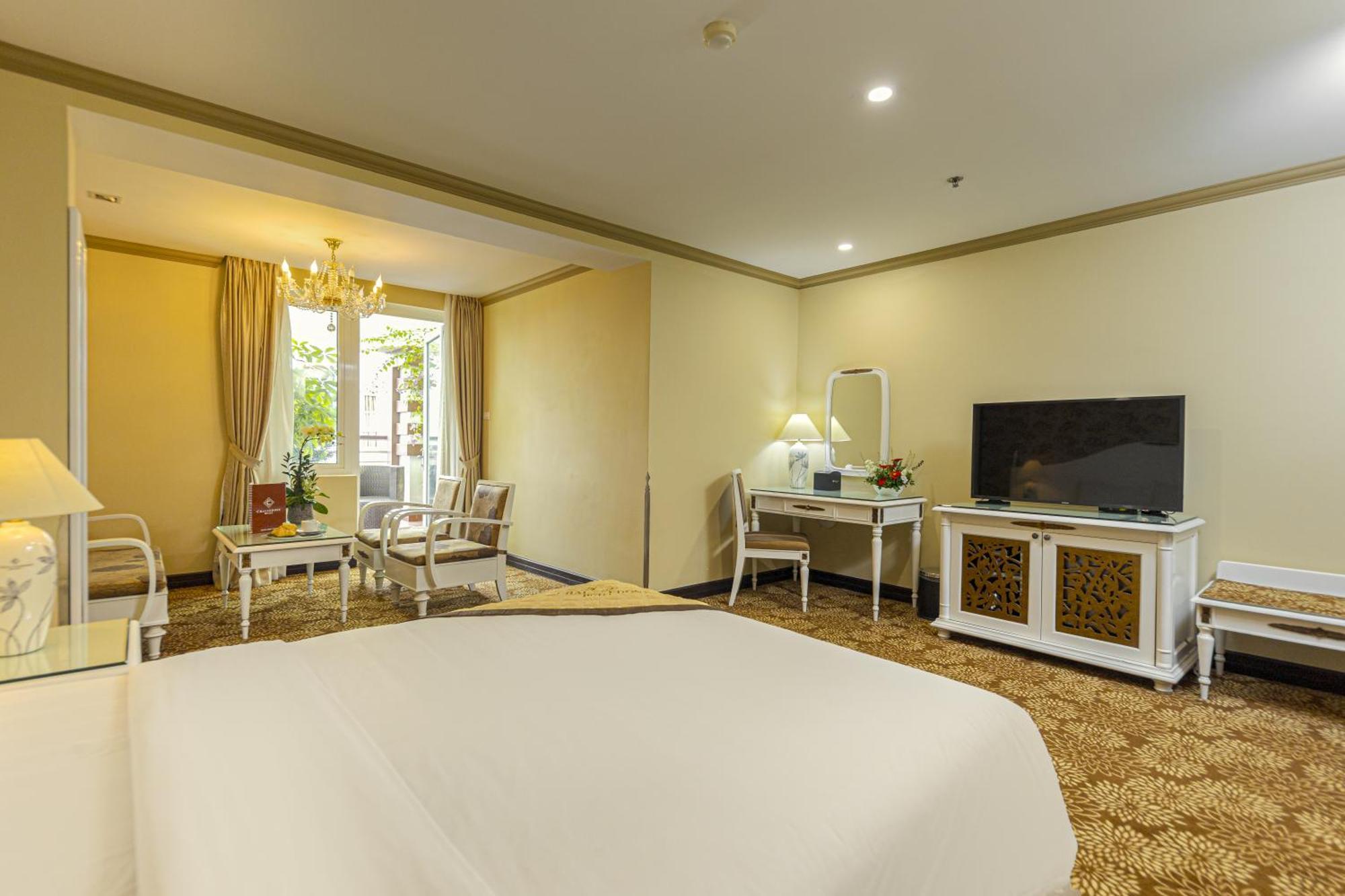 Chalcedony Grand Hotel Hanoi Eksteriør bilde